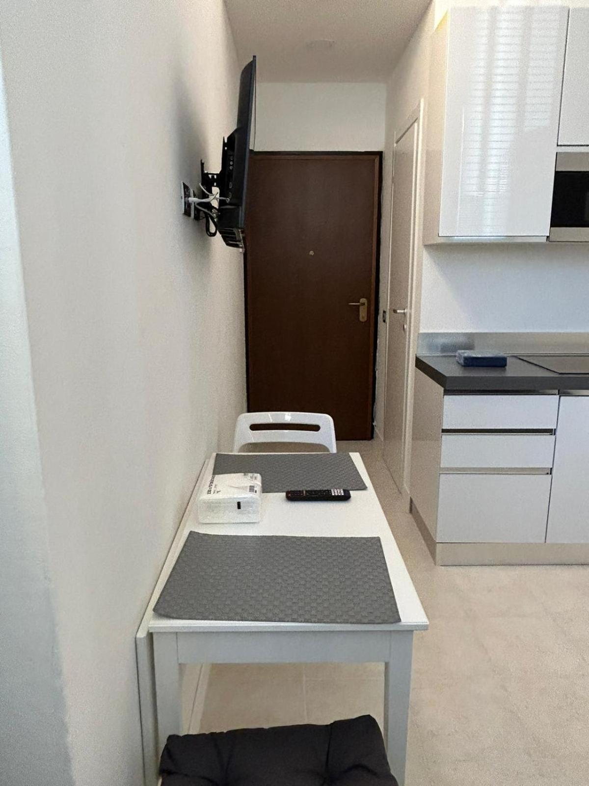 Elegant Studio Mailand Exterior foto
